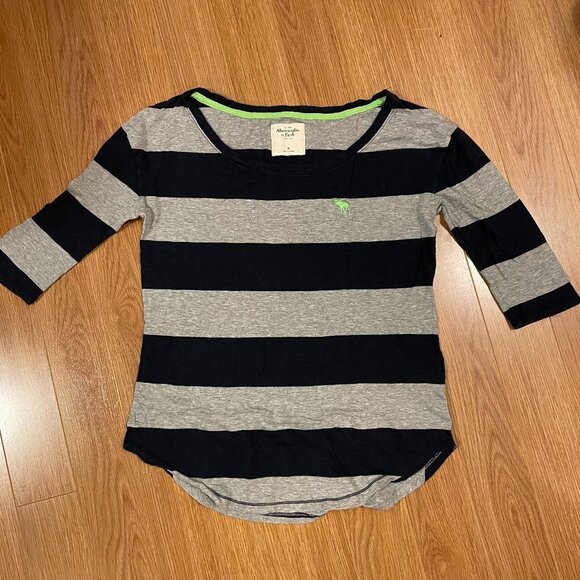 Vintage Y2K Abercrombie Striped Grey Navy Boat Neck Tee - M - Picture 5 of 13